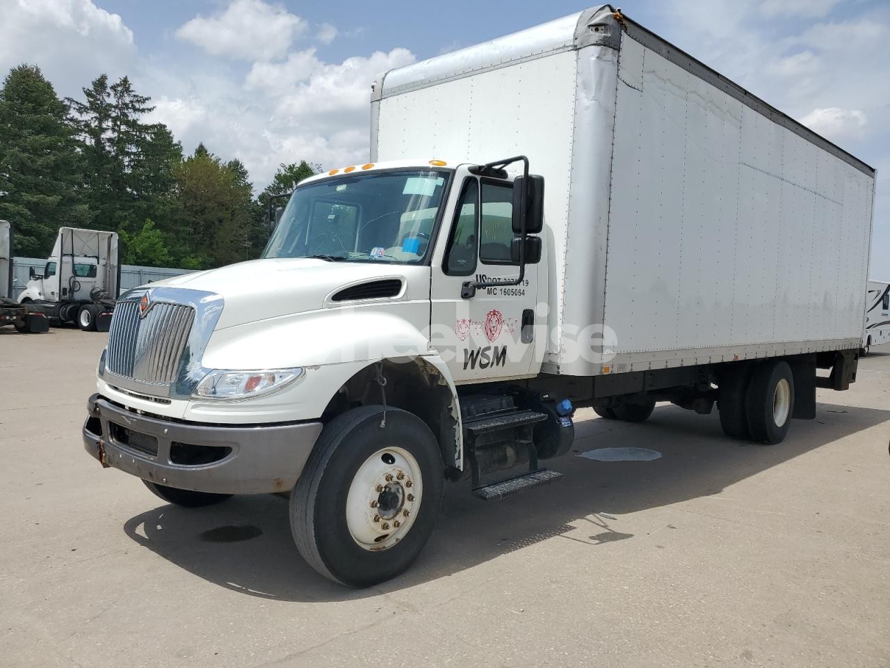 2017 INTERNATIONAL 4000 4300 N/A (VIN 5N1DR2MM2HC638935) main photo