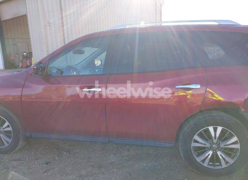 Photo 14 of 2017 Nissan Pathfinder SV (VIN 5N1DR2MM2HC653564)