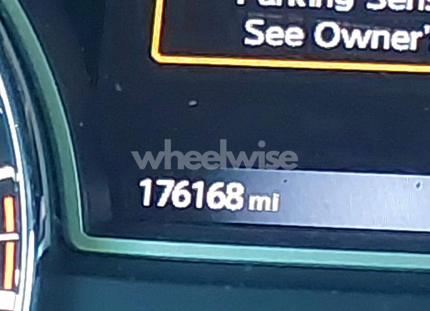 Photo 15 of 2017 Nissan Pathfinder SV (VIN 5N1DR2MM2HC653564)