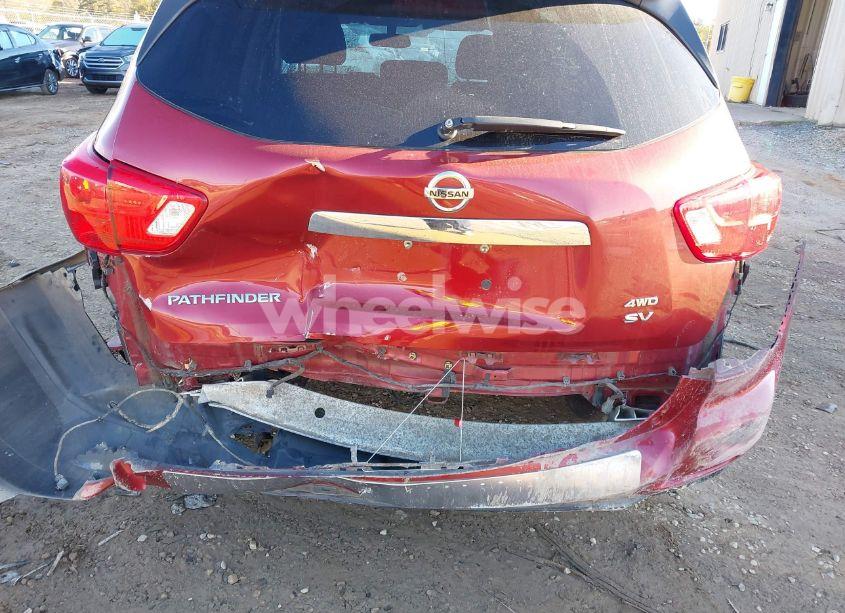 Photo 6 of 2017 Nissan Pathfinder SV (VIN 5N1DR2MM2HC653564)