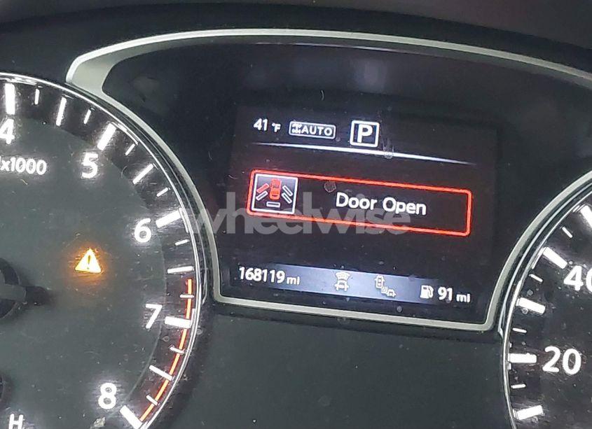 Photo 15 of 2017 Nissan Pathfinder PLATINUM (VIN 5N1DR2MM2HC659798)