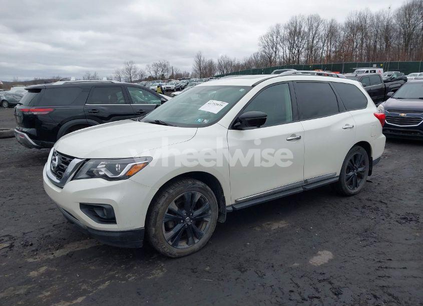 Photo 2 of 2017 Nissan Pathfinder PLATINUM (VIN 5N1DR2MM2HC659798)