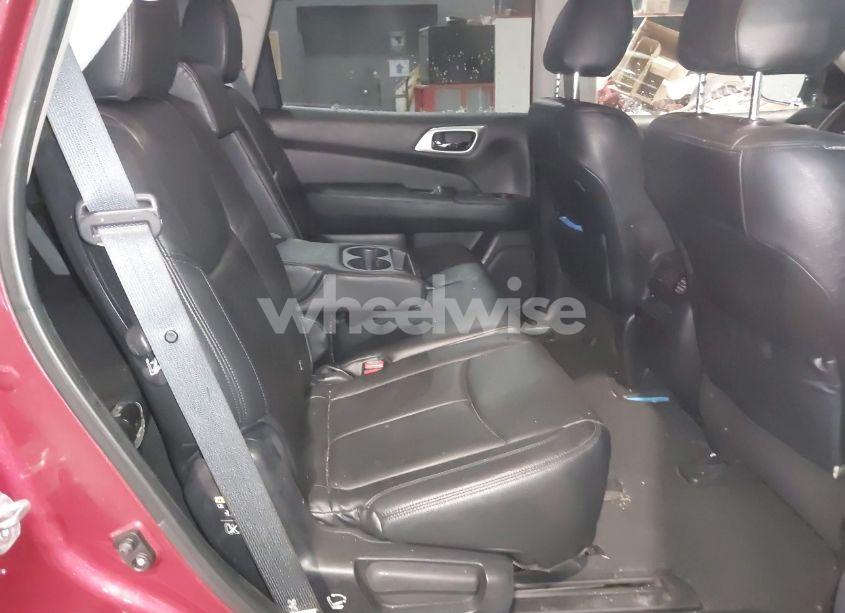 Photo 8 of 2017 Nissan Pathfinder S (VIN 5N1DR2MM2HC692400)