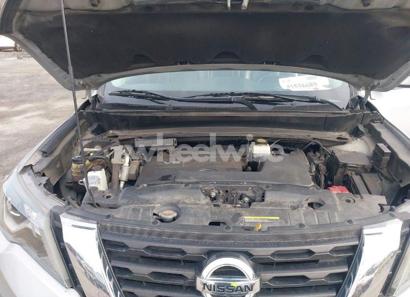 Photo 10 of 2018 Nissan Pathfinder SL (VIN 5N1DR2MM2JC602264)