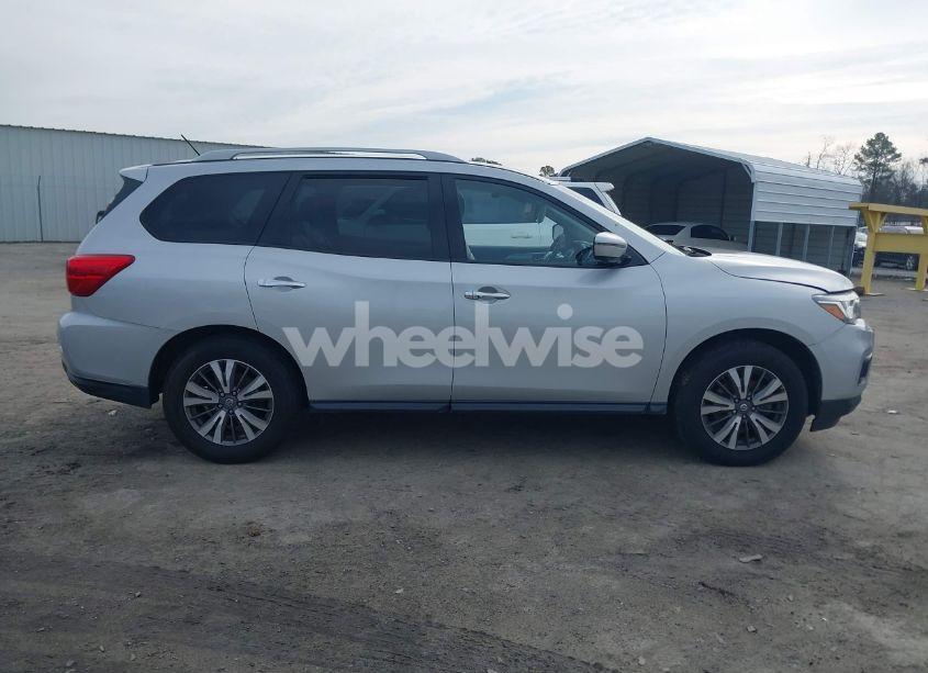 Photo 13 of 2018 Nissan Pathfinder SL (VIN 5N1DR2MM2JC602264)