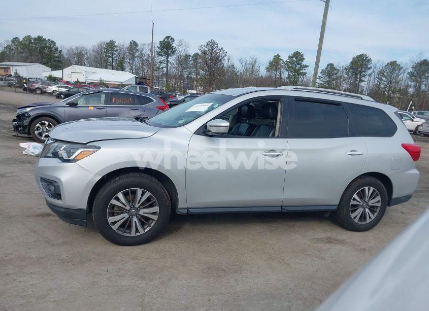 Photo 14 of 2018 Nissan Pathfinder SL (VIN 5N1DR2MM2JC602264)
