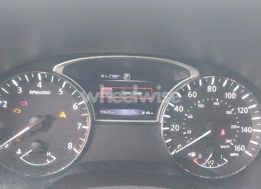 Photo 7 of 2018 Nissan Pathfinder SL (VIN 5N1DR2MM2JC602264)