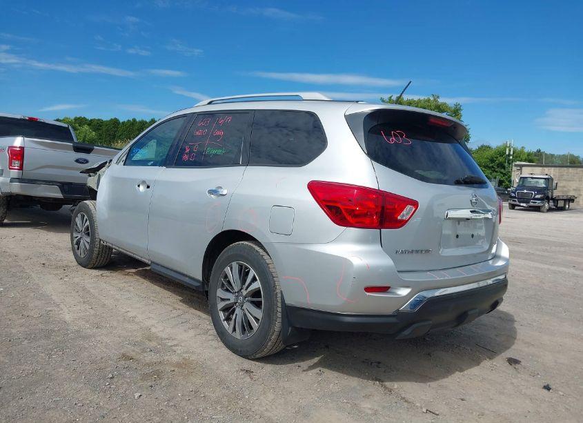 Photo 3 of 2018 Nissan Pathfinder S (VIN 5N1DR2MM2JC649603)