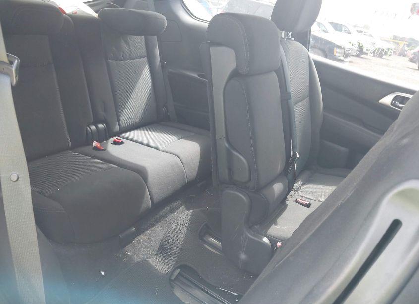 Photo 8 of 2018 Nissan Pathfinder S (VIN 5N1DR2MM2JC649603)