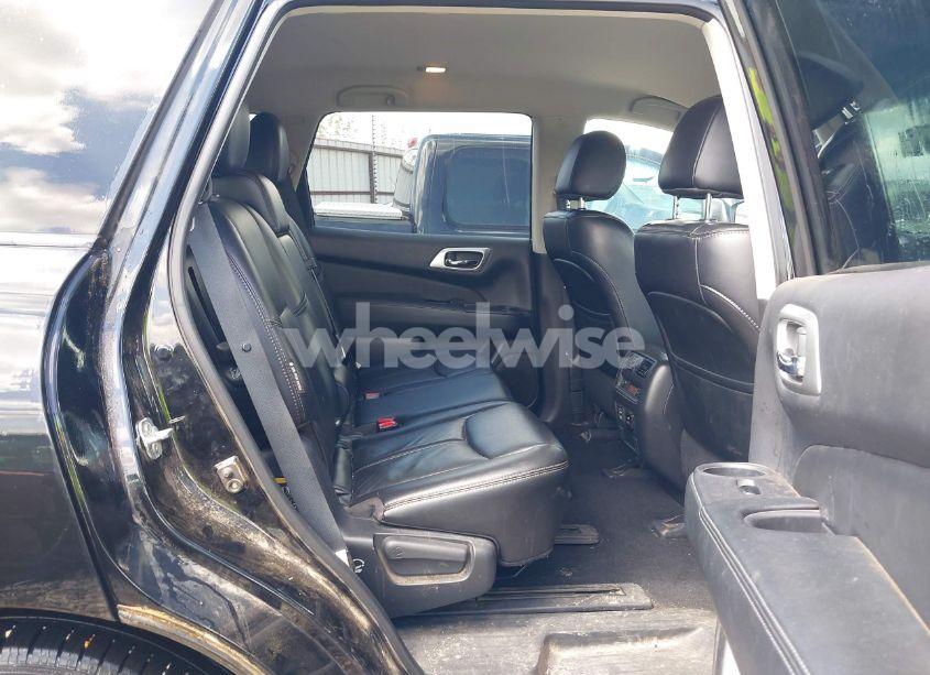 Photo 8 of 2018 Nissan Pathfinder SL (VIN 5N1DR2MM2JC655224)