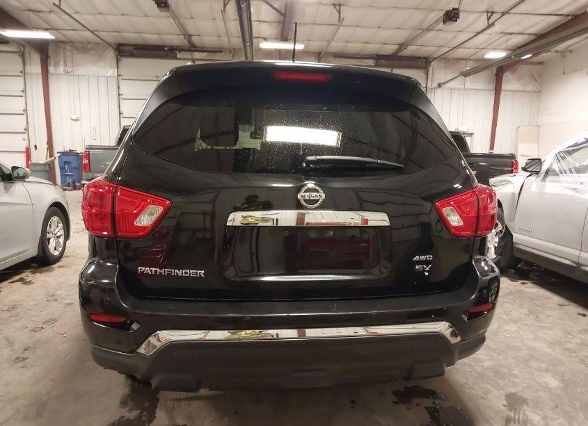 Photo 17 of 2018 Nissan Pathfinder SV (VIN 5N1DR2MM2JC657829)