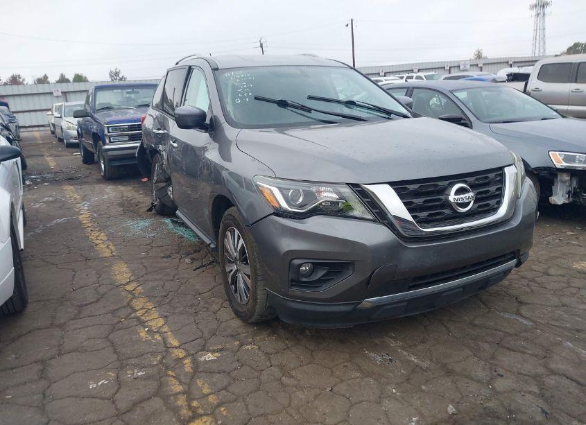 2018 Nissan Pathfinder SV (VIN 5N1DR2MM2JC662013) main photo