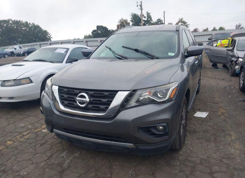 Photo 12 of 2018 Nissan Pathfinder SV (VIN 5N1DR2MM2JC662013)