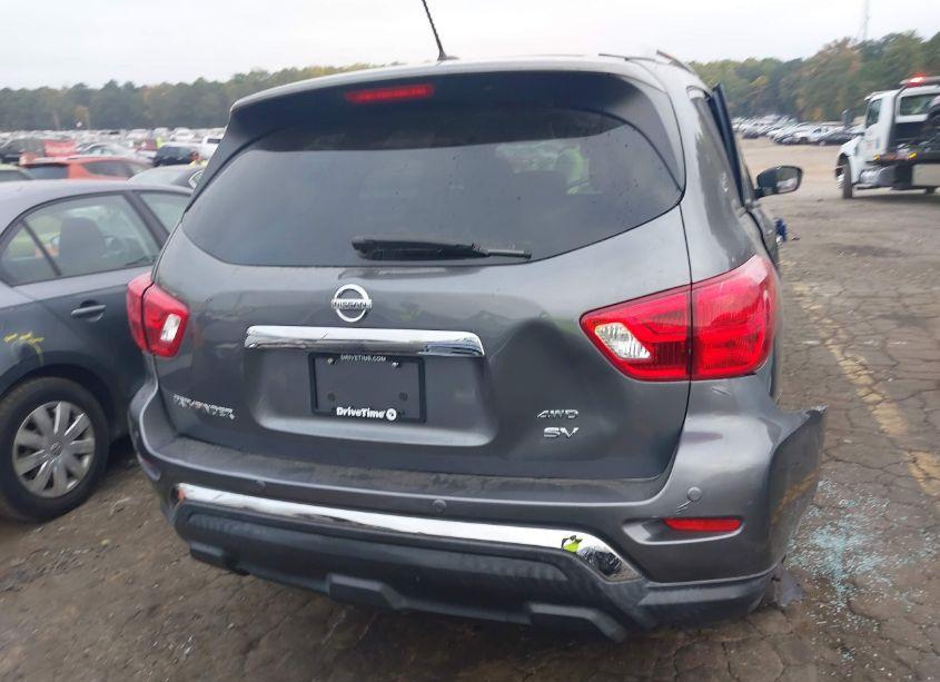 Photo 16 of 2018 Nissan Pathfinder SV (VIN 5N1DR2MM2JC662013)