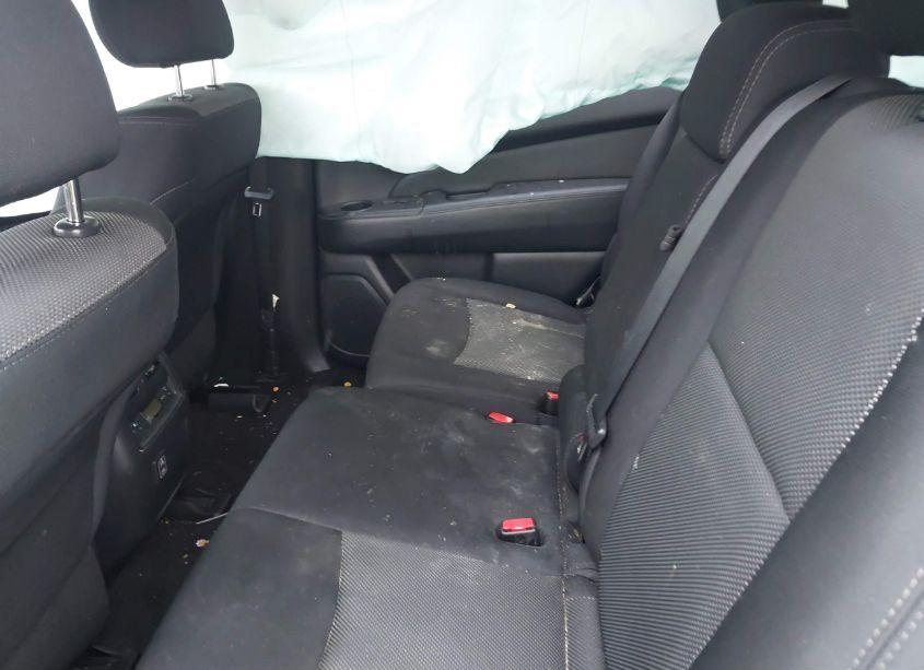 Photo 8 of 2018 Nissan Pathfinder SV (VIN 5N1DR2MM2JC662013)