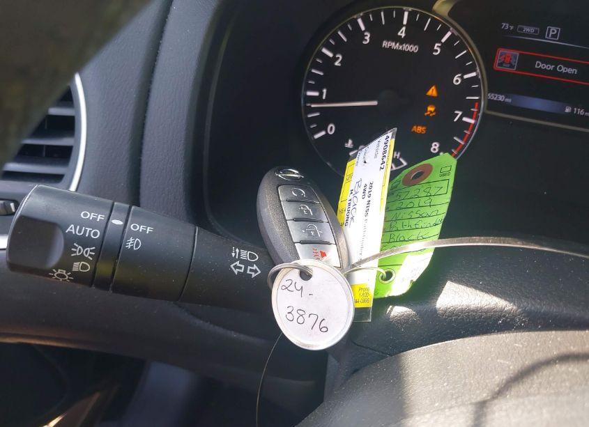 Photo 11 of 2019 Nissan Pathfinder SV (VIN 5N1DR2MM2KC584401)