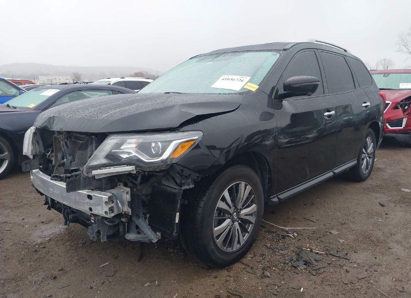 Photo 2 of 2019 Nissan Pathfinder SL (VIN 5N1DR2MM2KC597875)