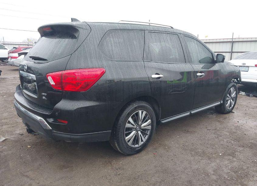 Photo 4 of 2019 Nissan Pathfinder SL (VIN 5N1DR2MM2KC597875)