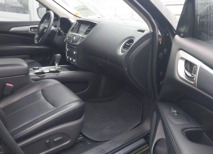 Photo 5 of 2019 Nissan Pathfinder SL (VIN 5N1DR2MM2KC597875)