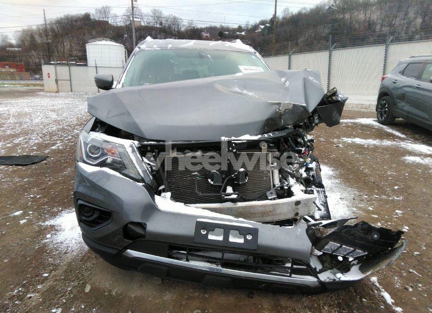 Photo 11 of 2017 Nissan Pathfinder S (VIN 5N1DR2MM3HC602039)