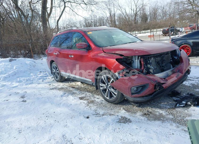 2017 Nissan Pathfinder PLATINUM (VIN 5N1DR2MM3HC641388) main photo