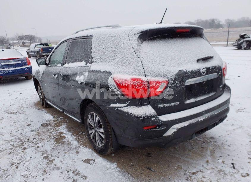 Photo 3 of 2017 Nissan Pathfinder SL (VIN 5N1DR2MM3HC659843)