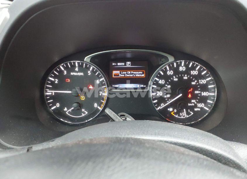 Photo 7 of 2017 Nissan Pathfinder SL (VIN 5N1DR2MM3HC659843)