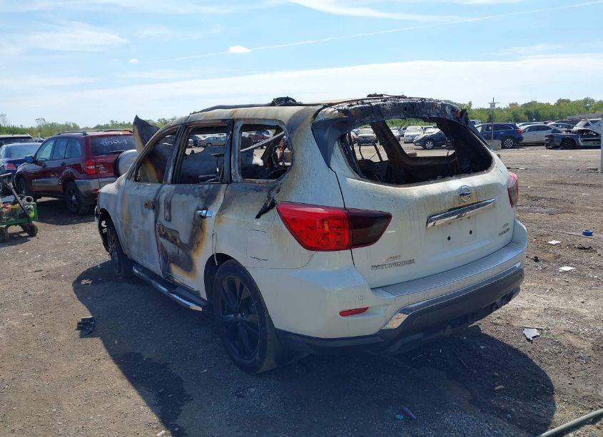 Photo 3 of 2017 Nissan Pathfinder PLATINUM (VIN 5N1DR2MM3HC670146)