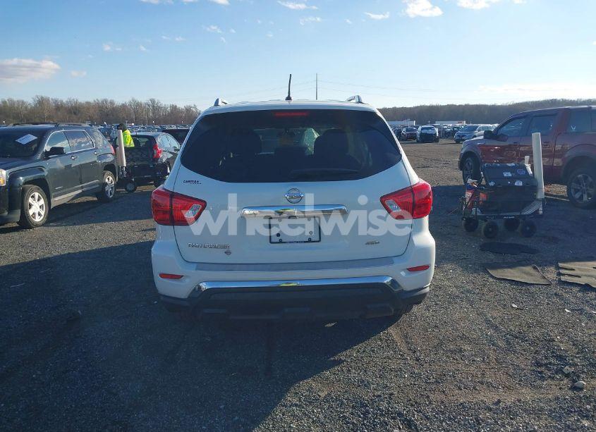 Photo 16 of 2017 Nissan Pathfinder S (VIN 5N1DR2MM3HC682829)