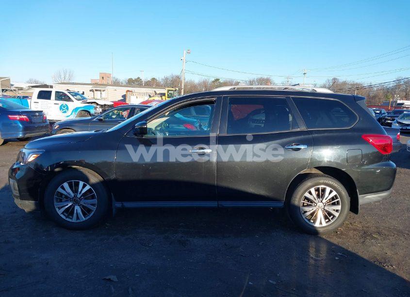 Photo 14 of 2017 Nissan Pathfinder S (VIN 5N1DR2MM3HC695449)