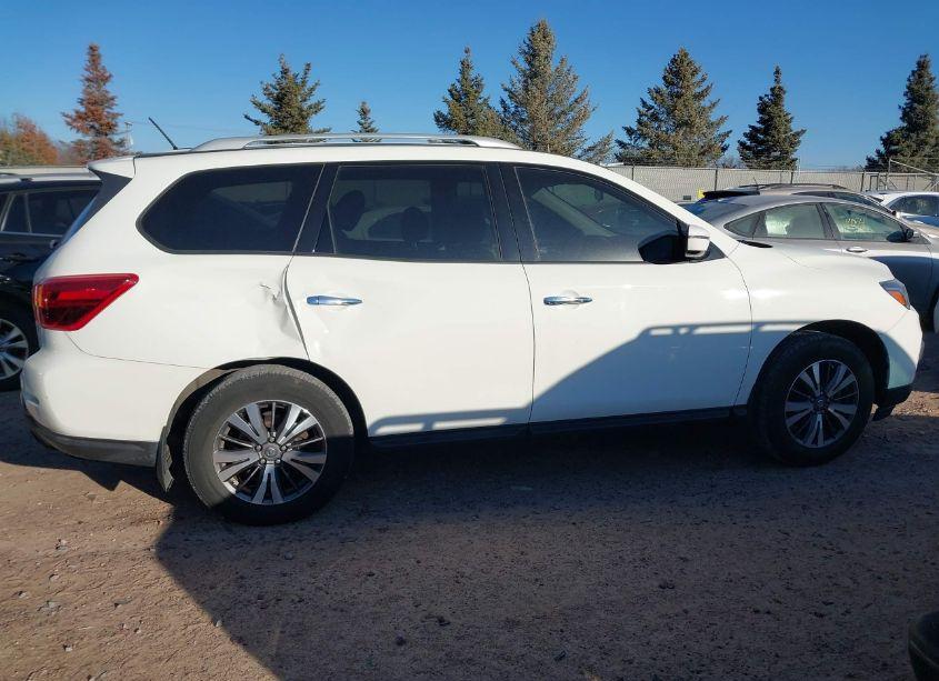 Photo 13 of 2017 Nissan Pathfinder S (VIN 5N1DR2MM3HC696391)