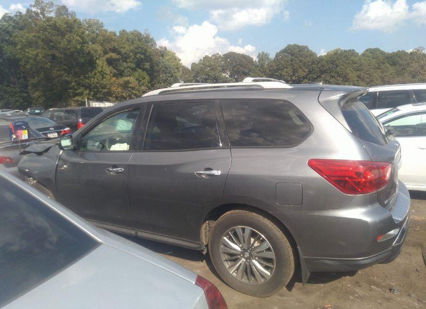 Photo 14 of 2018 Nissan Pathfinder S (VIN 5N1DR2MM3JC614892)