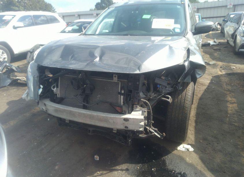 Photo 6 of 2018 Nissan Pathfinder S (VIN 5N1DR2MM3JC614892)