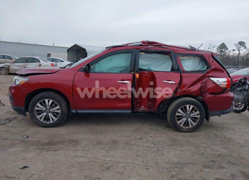 Photo 14 of 2018 Nissan Pathfinder SV (VIN 5N1DR2MM3JC650758)