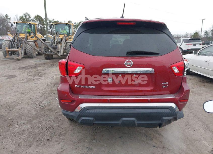 Photo 16 of 2018 Nissan Pathfinder SV (VIN 5N1DR2MM3JC650758)