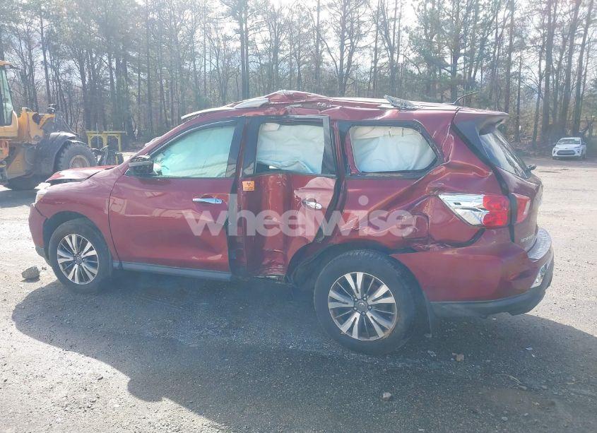 Photo 6 of 2018 Nissan Pathfinder SV (VIN 5N1DR2MM3JC650758)