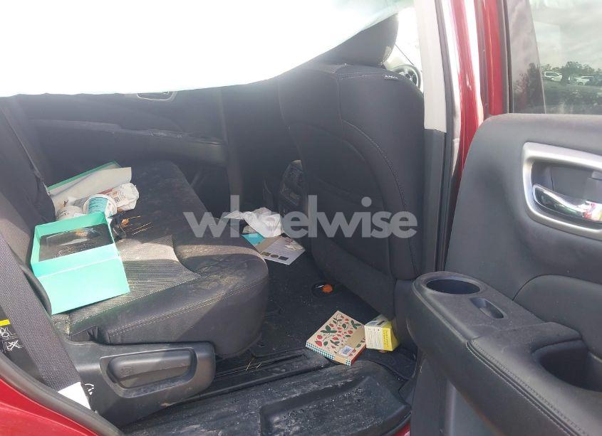 Photo 8 of 2018 Nissan Pathfinder SV (VIN 5N1DR2MM3JC650758)