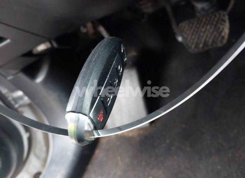 Photo 11 of 2018 Nissan Pathfinder SV (VIN 5N1DR2MM3JC661954)