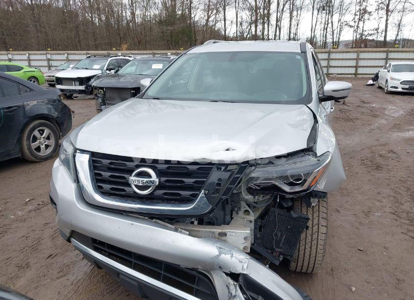 Photo 12 of 2018 Nissan Pathfinder SV (VIN 5N1DR2MM3JC661954)