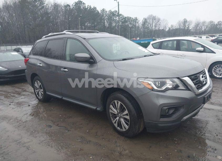 2018 Nissan Pathfinder SV (VIN 5N1DR2MM3JC663963) main photo