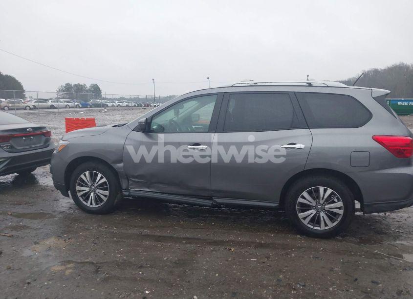 Photo 14 of 2018 Nissan Pathfinder SV (VIN 5N1DR2MM3JC663963)