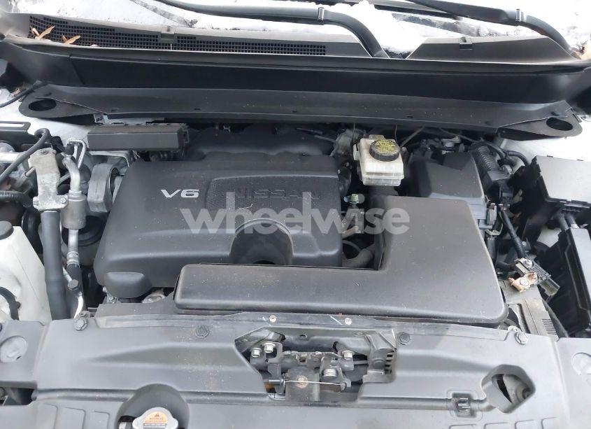Photo 10 of 2018 Nissan Pathfinder SV (VIN 5N1DR2MM3JC664174)