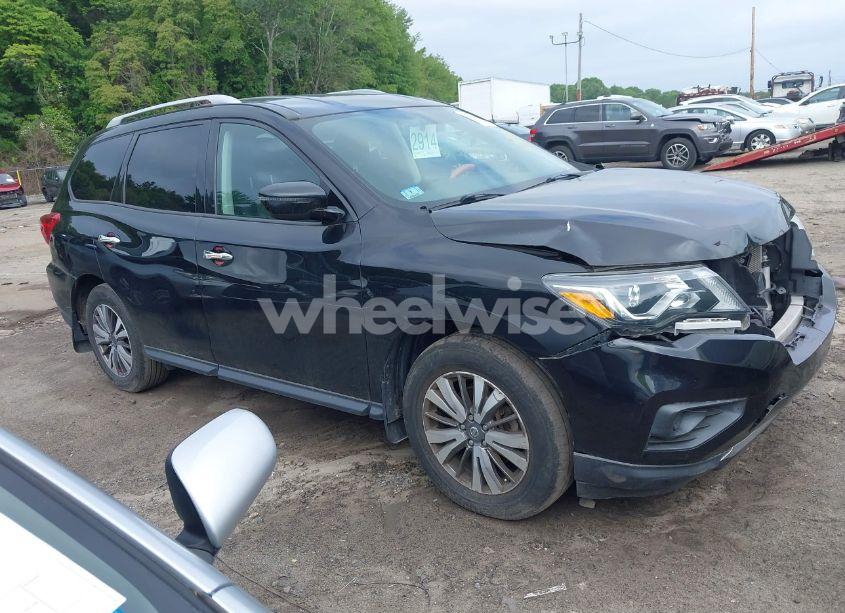 Photo 13 of 2018 Nissan Pathfinder S (VIN 5N1DR2MM3JC664868)