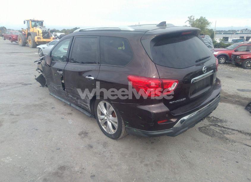 Photo 3 of 2019 Nissan Pathfinder SL (VIN 5N1DR2MM3KC595925)