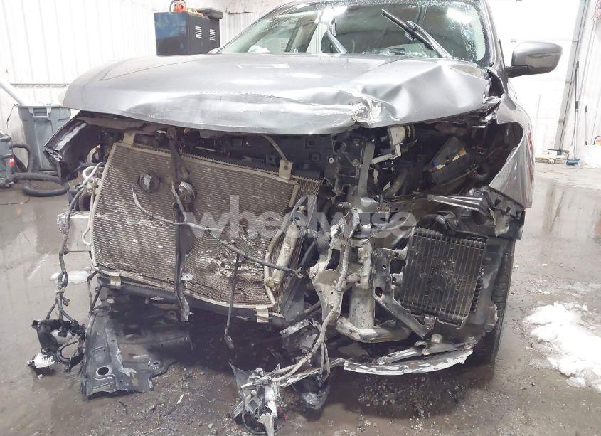 Photo 6 of 2019 Nissan Pathfinder SV (VIN 5N1DR2MM3KC623870)