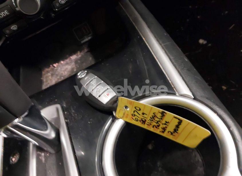 Photo 11 of 2019 Nissan Pathfinder SV (VIN 5N1DR2MM3KC641608)