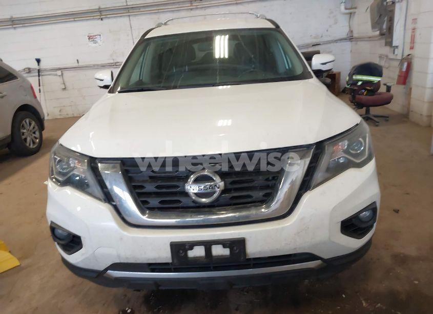 Photo 12 of 2019 Nissan Pathfinder SV (VIN 5N1DR2MM3KC641608)