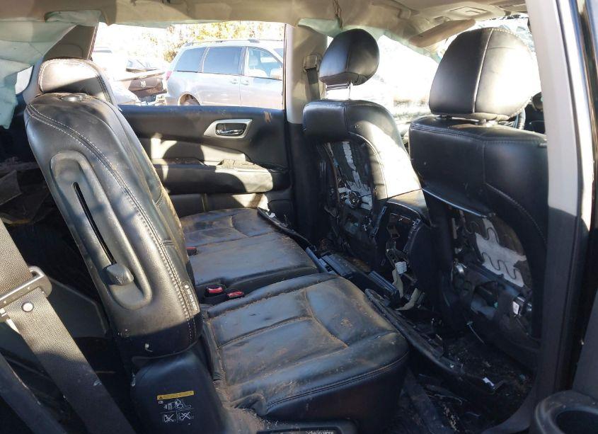 Photo 8 of 2019 Nissan Pathfinder SL (VIN 5N1DR2MM3KC644198)