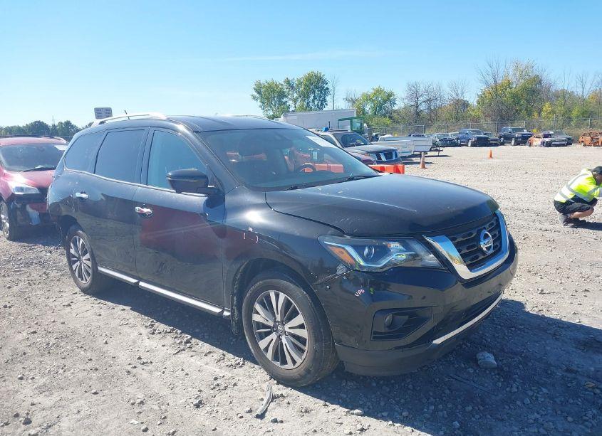2017 Nissan Pathfinder SL (VIN 5N1DR2MM4HC609808) main photo