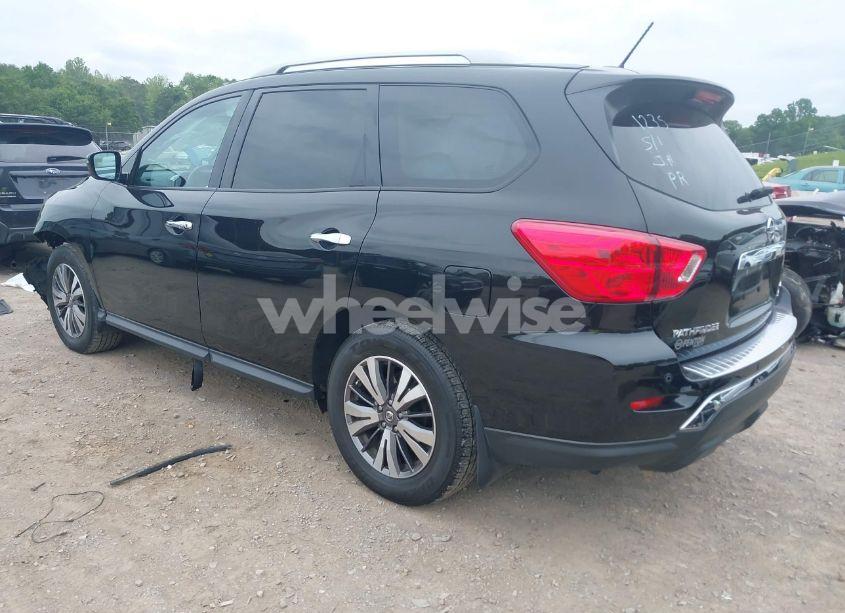 Photo 3 of 2017 Nissan Pathfinder SV (VIN 5N1DR2MM4HC611235)